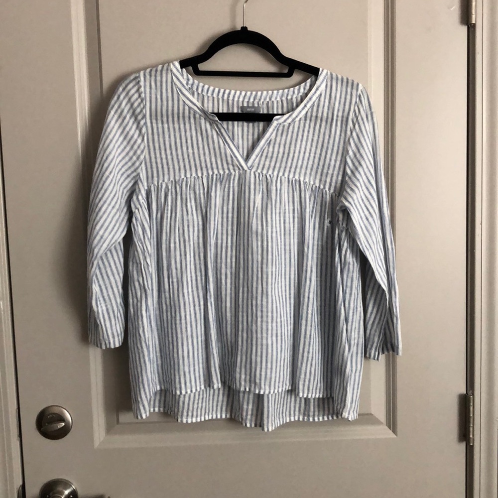 blue and white stripped shirt